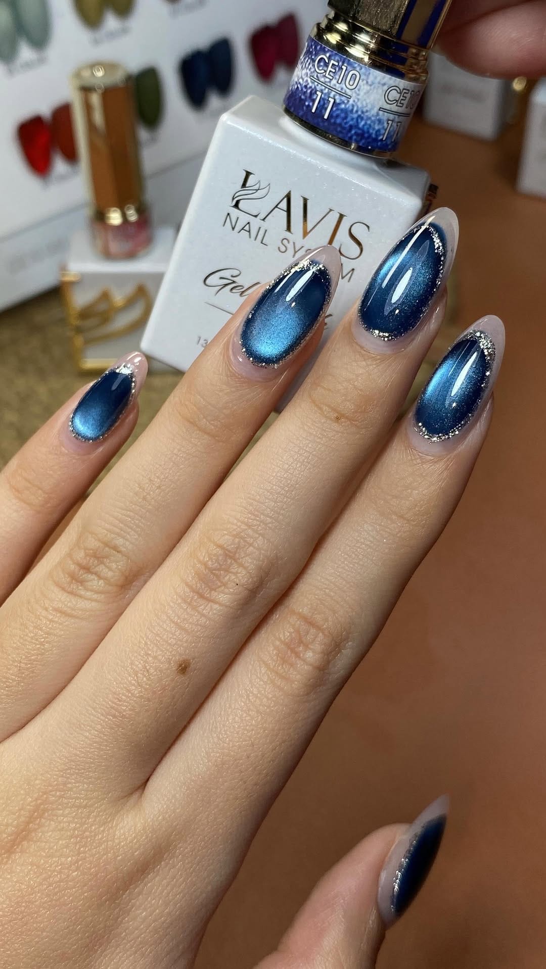 Post 10 by Lavis Nail System (All products for nail beauty) on Instagram (video)