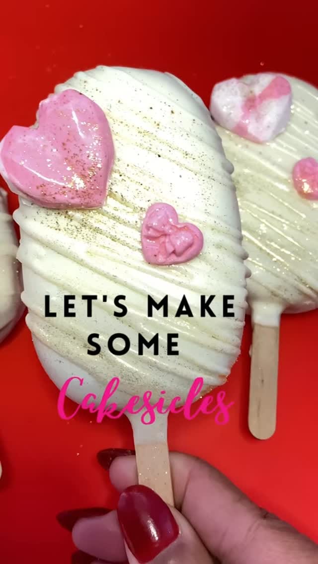 Post 7 by De L'or Cakery 🧁| Baker 🧁| NYC on Instagram (video)
