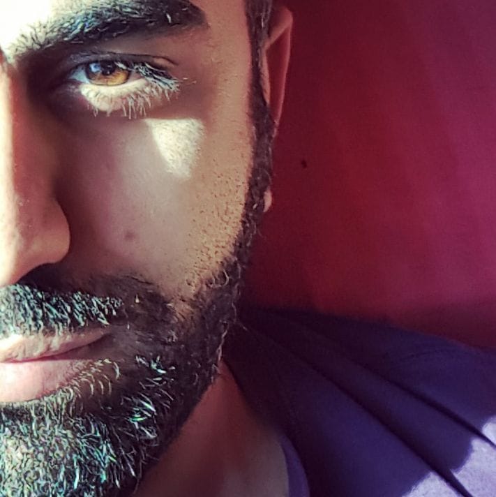 Post 8 by Housher Coutuer on Instagram (image)