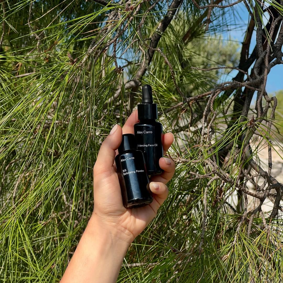 Post 9 by Alex Carro Skincare on Instagram (carousel)