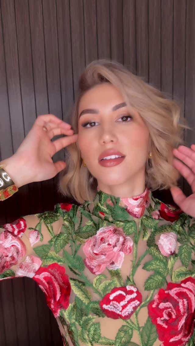 Post 10 by Vjosa Muriqi on Instagram (video)