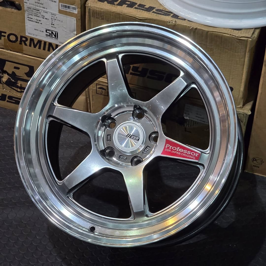 Post 1 by ADS Wheels | Jual Velg & Ban on Instagram (carousel)