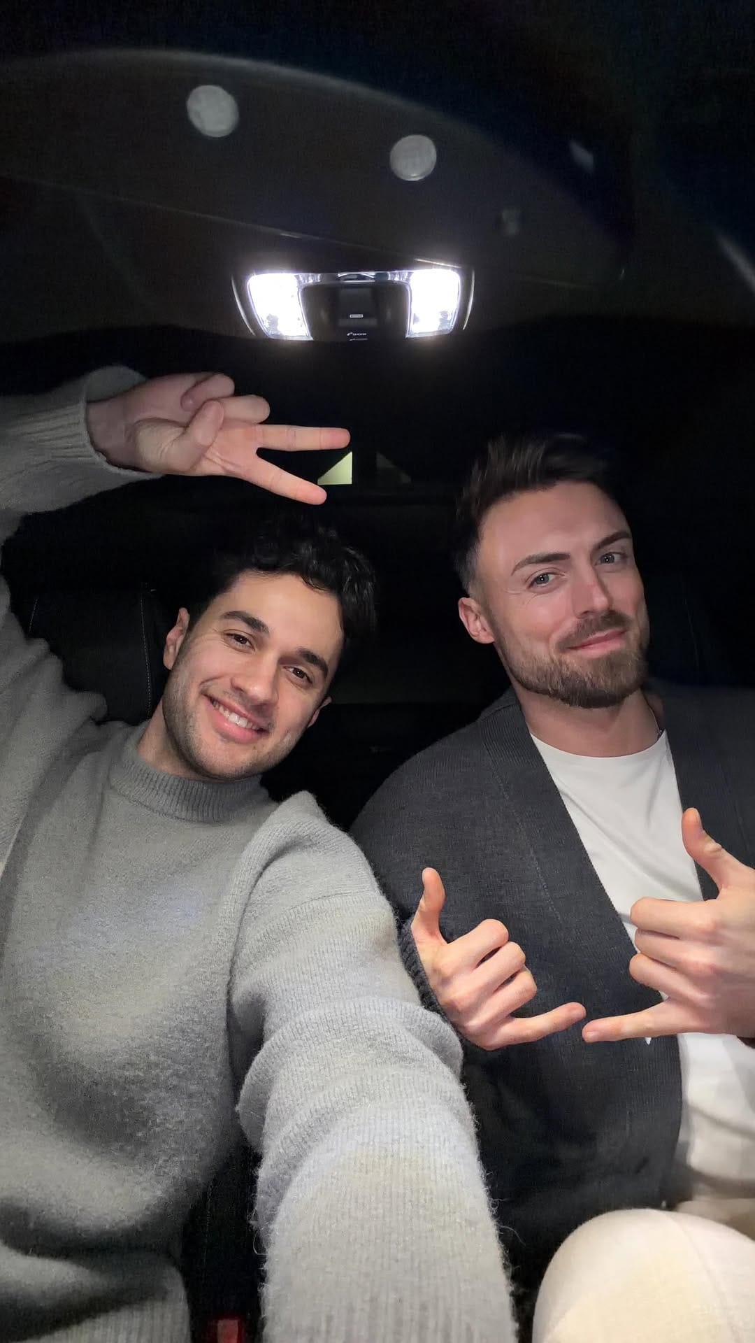 Post 9 by Leander Sacher on Instagram (video)