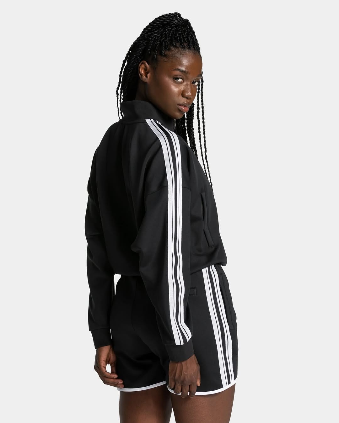 Post 1 by Lisastvr | Model |Outfits | UGC Creator on Instagram (carousel)