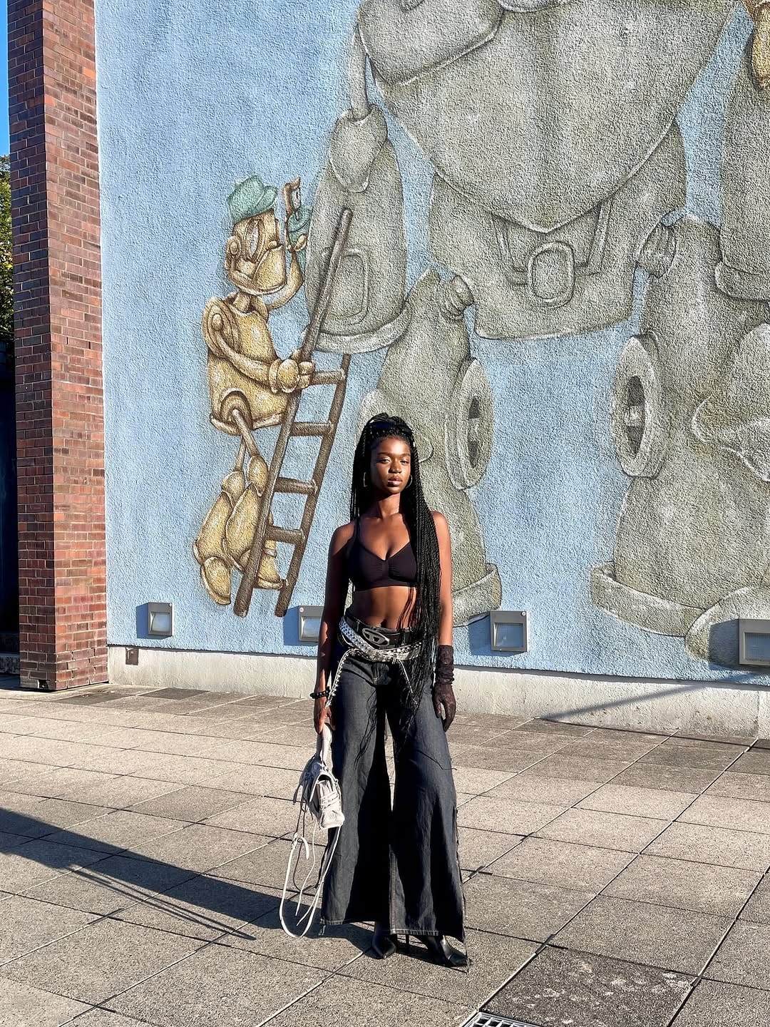 Post 6 by Lisastvr | Model |Outfits | UGC Creator on Instagram (carousel)