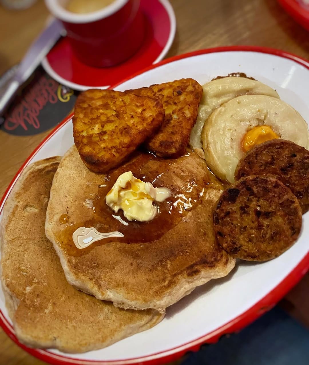 Post 6 by VEGAN GUIDE BERLIN on Instagram (carousel)