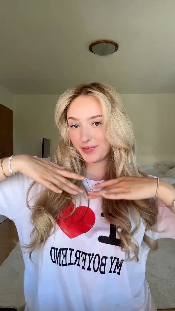 Post 5 by PAULA LEONIE on Instagram (video)