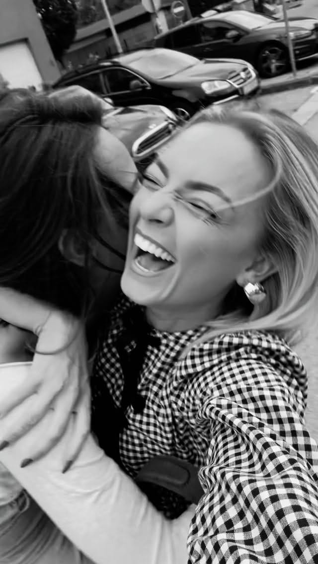 Post 5 by Yvonne on Instagram (video)
