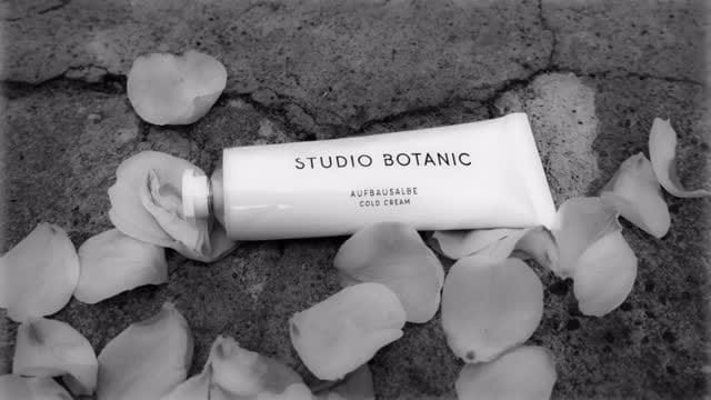 Post 2 by STUDIO BOTANIC on Instagram (video)