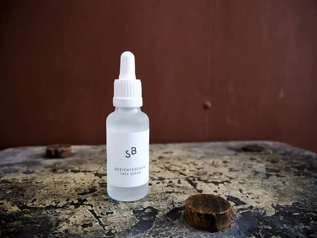 Post 10 by STUDIO BOTANIC on Instagram (video)