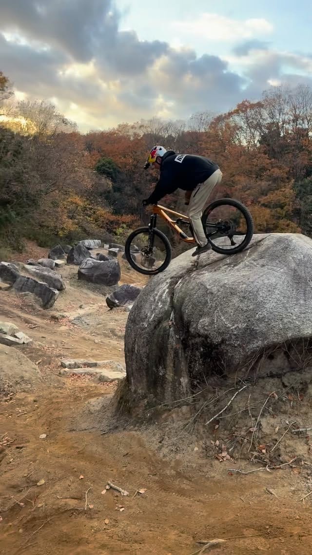 Post 5 by SQlab on Instagram (video)