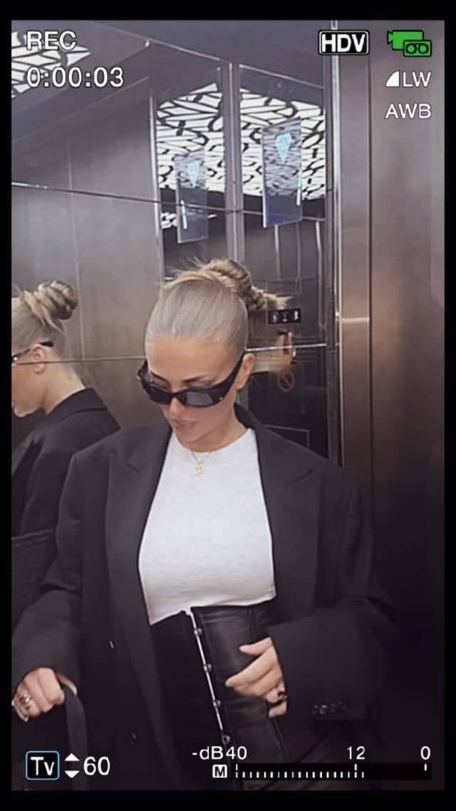 Post 8 by Lisa🫀 on Instagram (video)