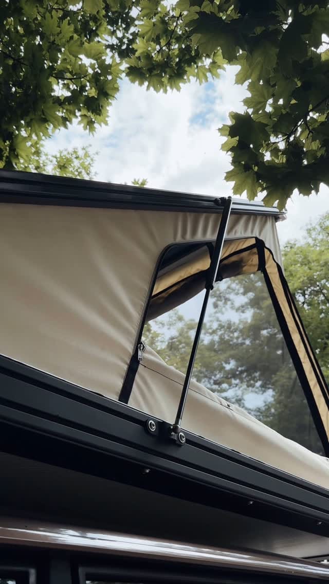 Post 4 by Days on Tracks on Instagram (video)