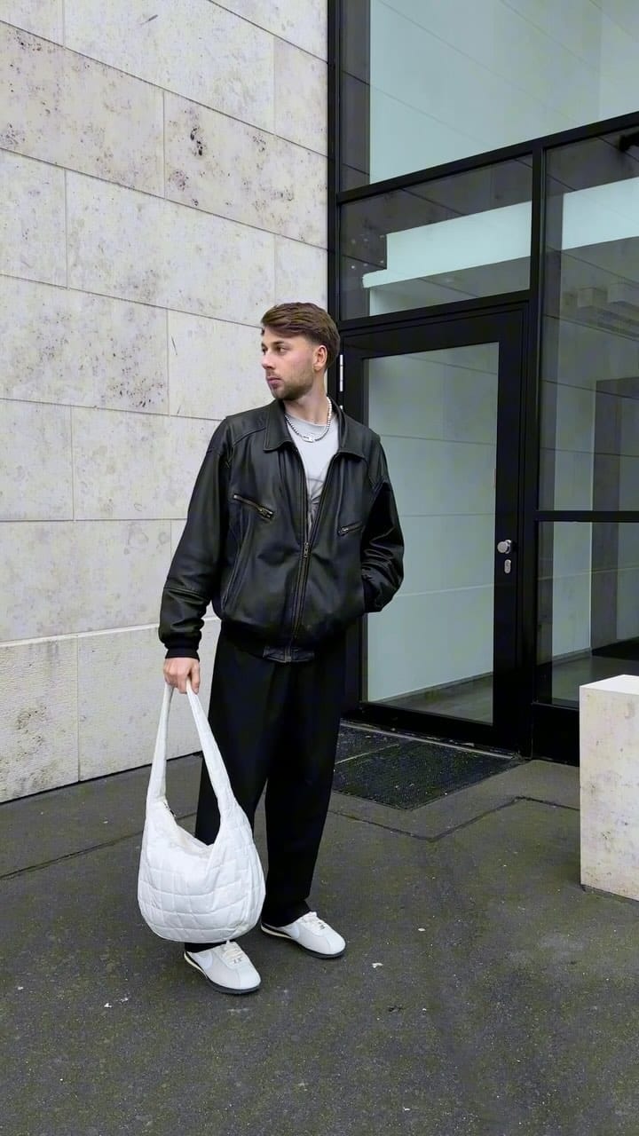 Post 7 by NICOLÁS K. | STREETSTYLE | INSPO on Instagram (video)