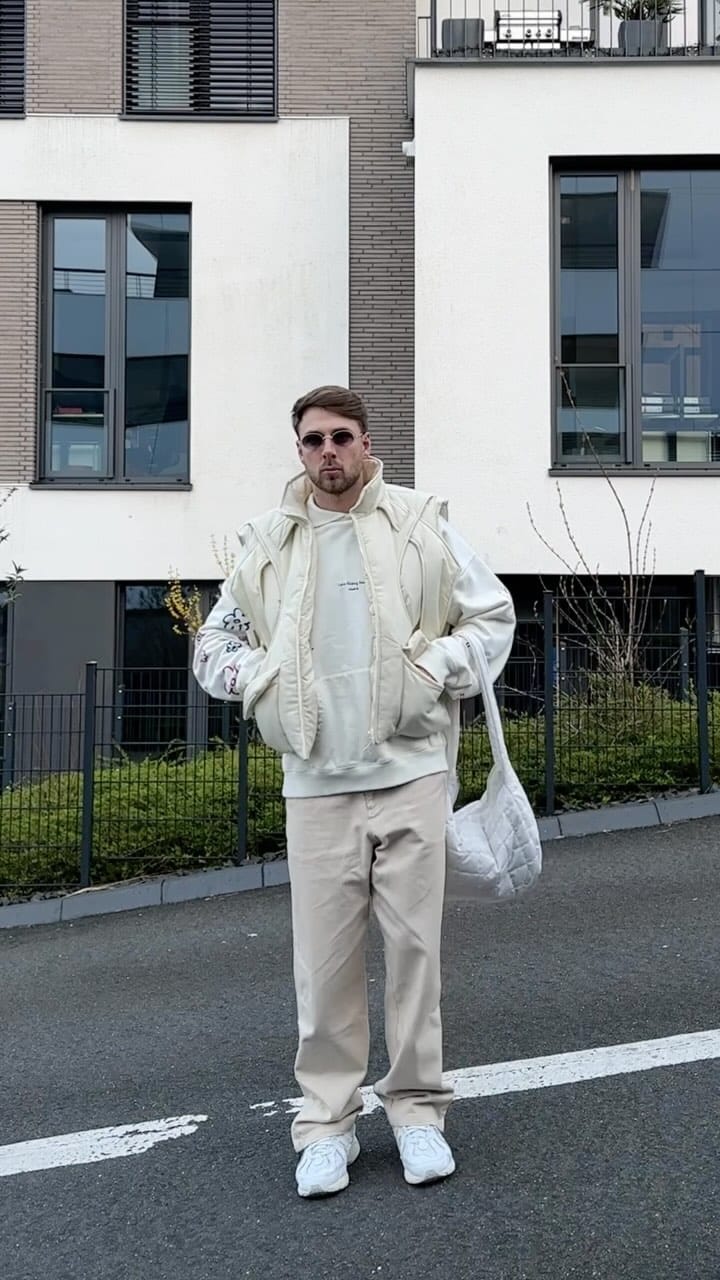 Post 5 by NICOLÁS K. | STREETSTYLE | INSPO on Instagram (video)