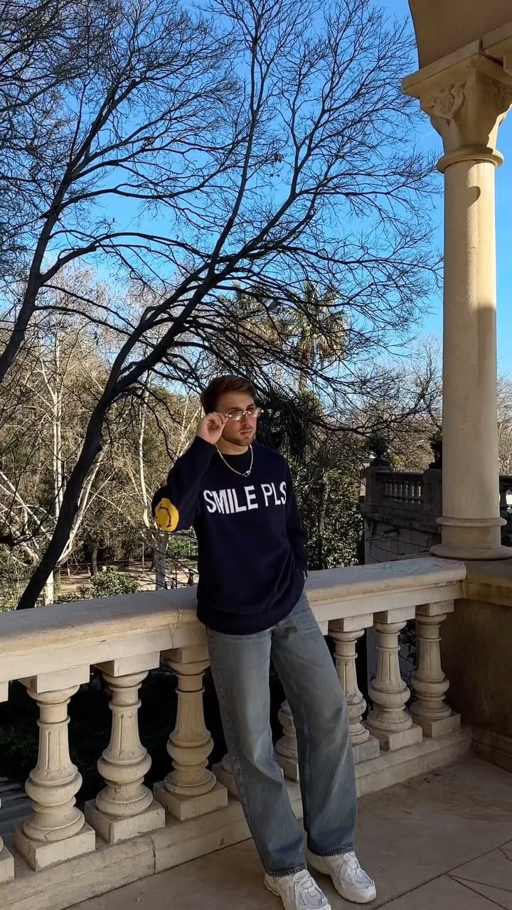 Post 9 by NICOLÁS K. | STREETSTYLE | INSPO on Instagram (video)