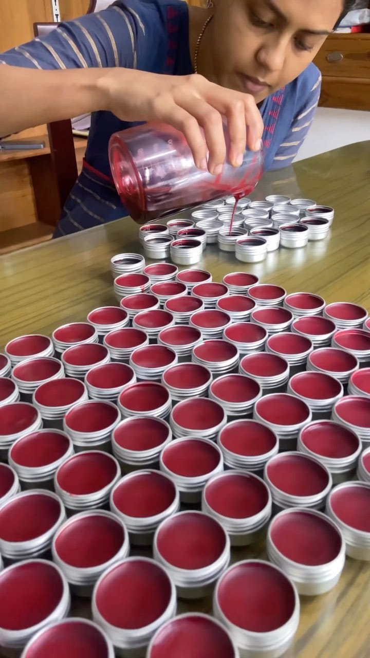 Post 10 by THE Dravya store on Instagram (video)