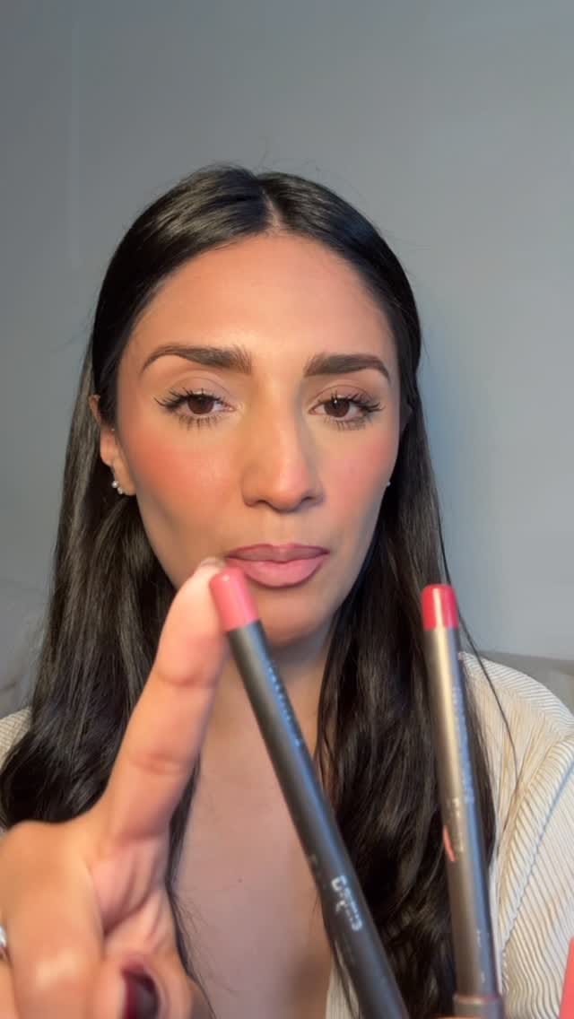 Post 5 by 𝗖𝗮𝗿𝗹𝗮 𝗕𝗮𝗻𝗱𝗮 on Instagram (video)