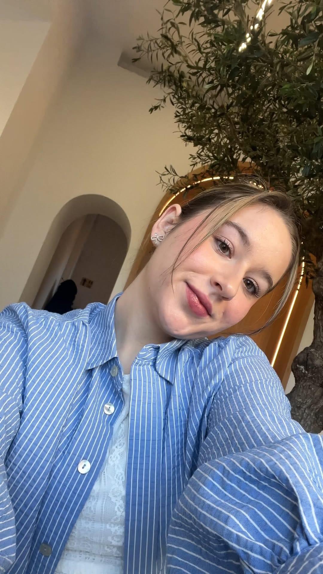 Post 10 by Liliana on Instagram (video)