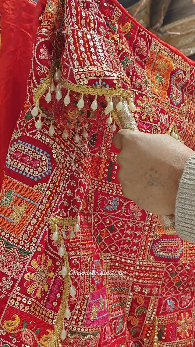 Post 4 by Om Sons Wedding Store®️ on Instagram (video)