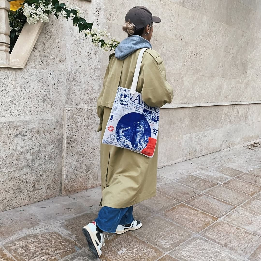 Post 6 by BACK on Instagram (image)