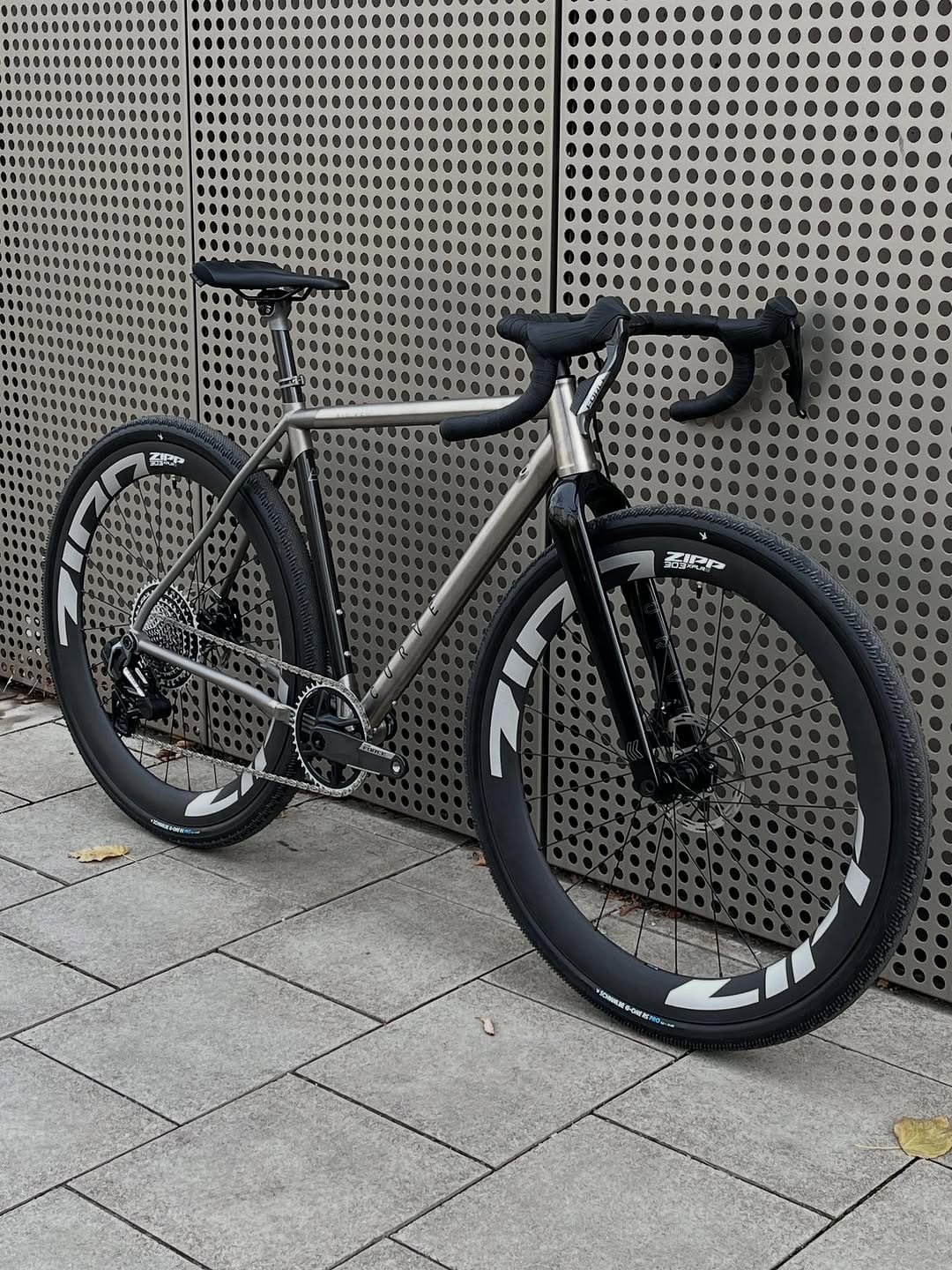 Post 7 by Guten Biken on Instagram (carousel)