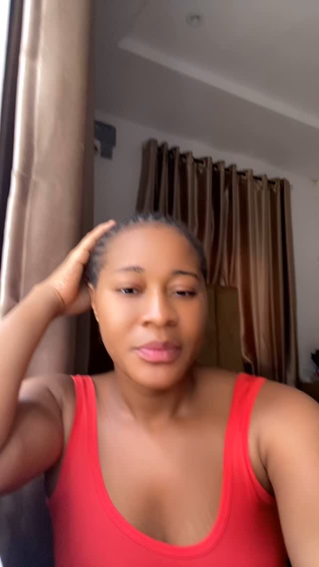 Post 5 by SKINCARE BRAND WITH OVER 1000 REVIEWS on Instagram (video)