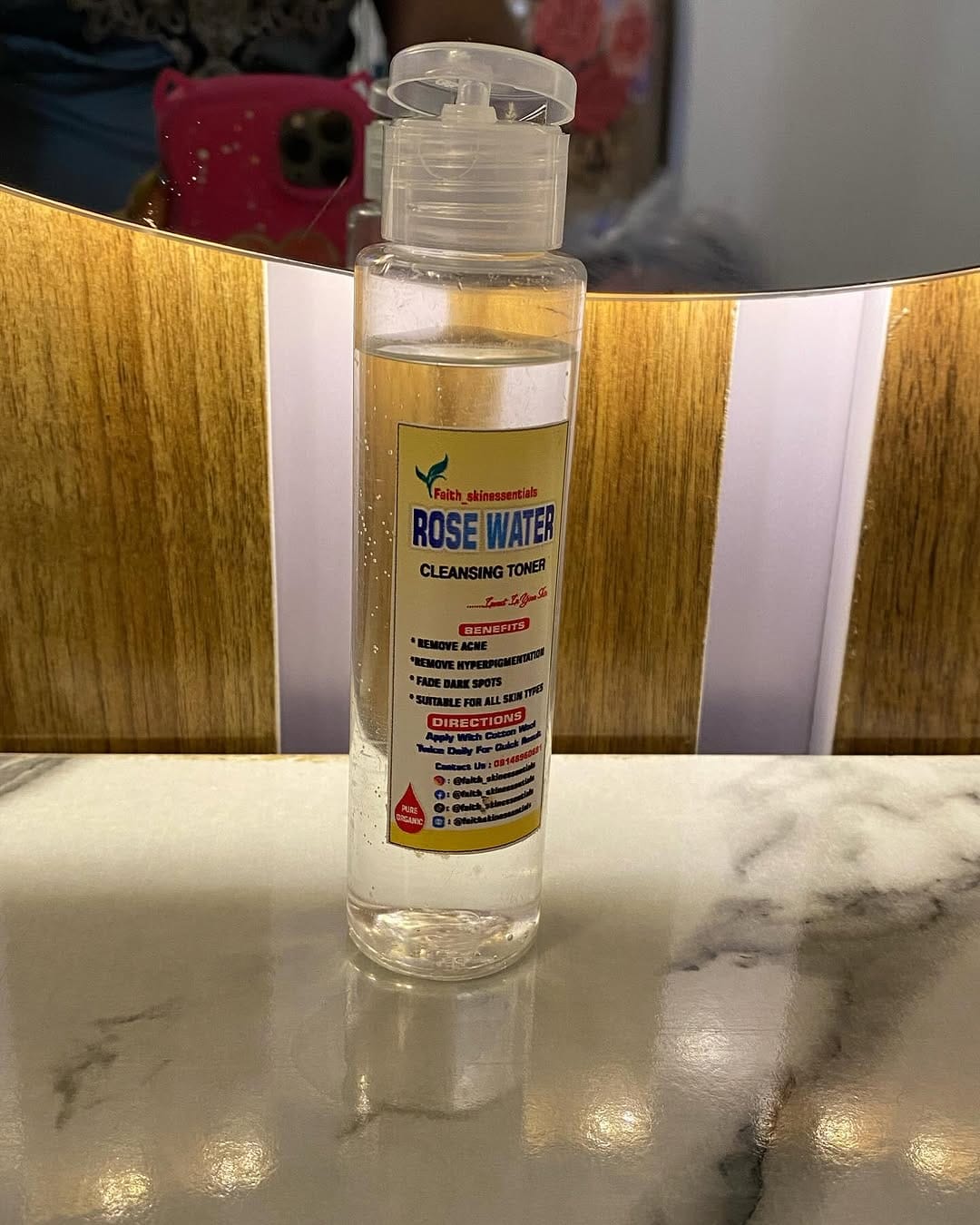 Post 8 by SKINCARE BRAND WITH OVER 1000 REVIEWS on Instagram (image)