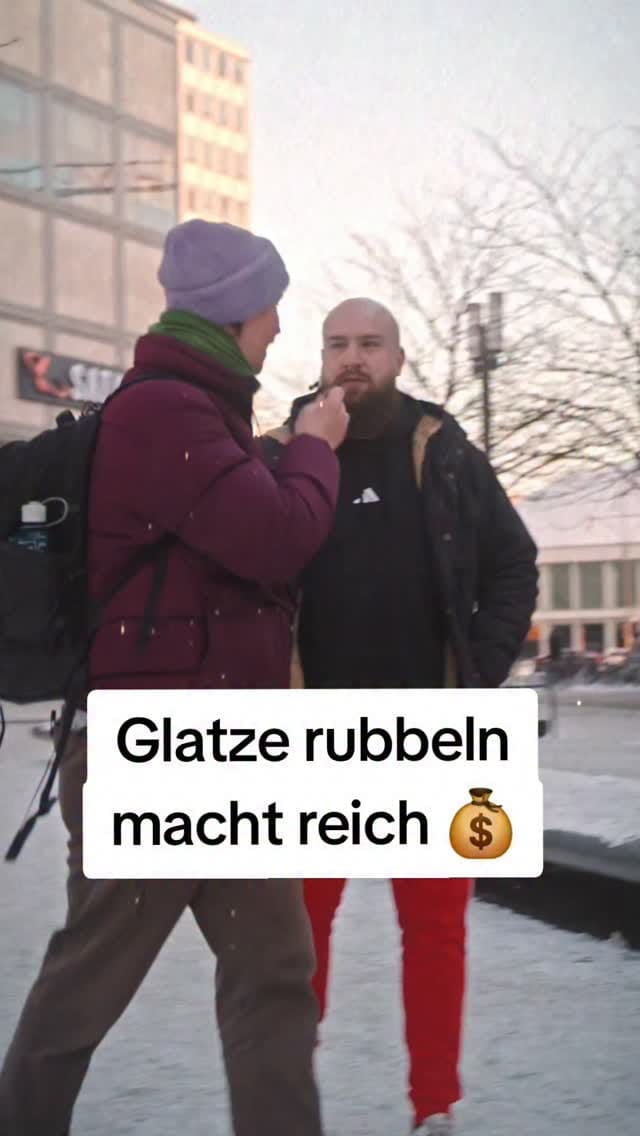 Post 6 by BETTER BE BOLD® - Glatzenpflege 👨🏼‍🦲 on Instagram (video)