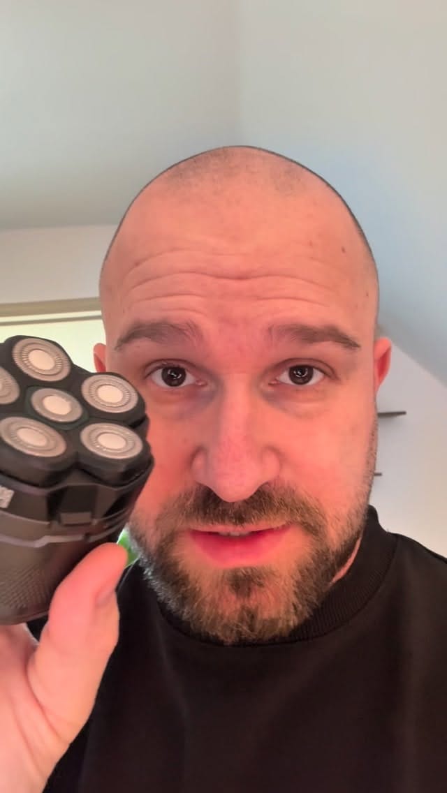 Post 9 by BETTER BE BOLD® - Glatzenpflege 👨🏼‍🦲 on Instagram (video)