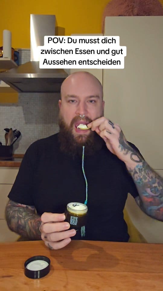 Post 1 by BETTER BE BOLD® - Glatzenpflege 👨🏼‍🦲 on Instagram (video)