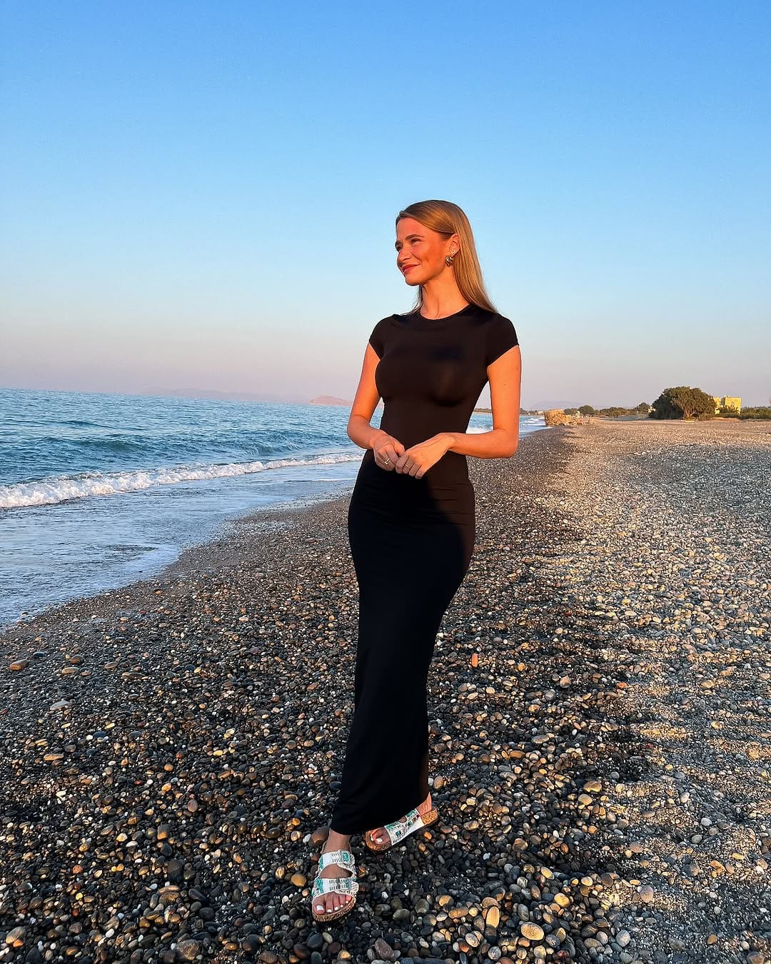 Post 6 by Jana Nethert on Instagram (image)
