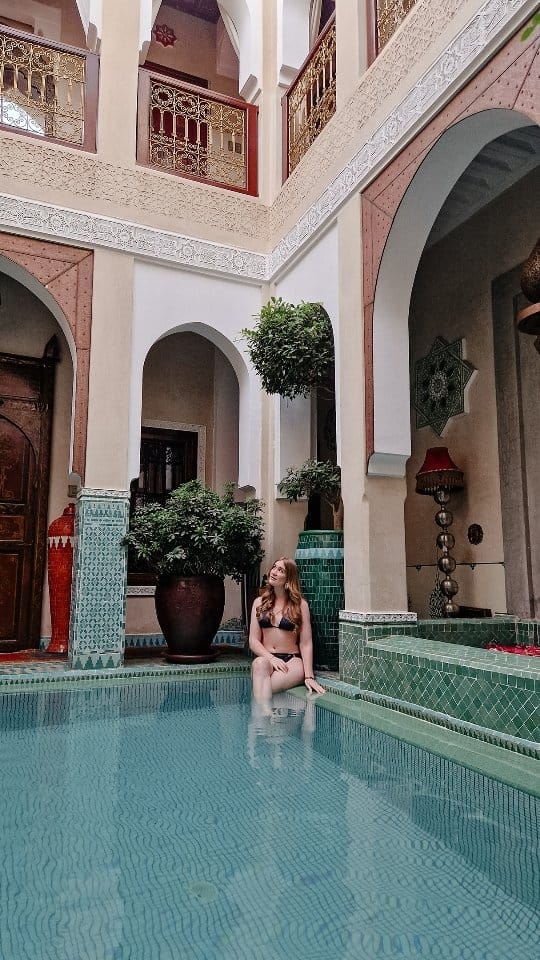 Post 3 by Lara Felicitas | Fashion & Travel on Instagram (video)