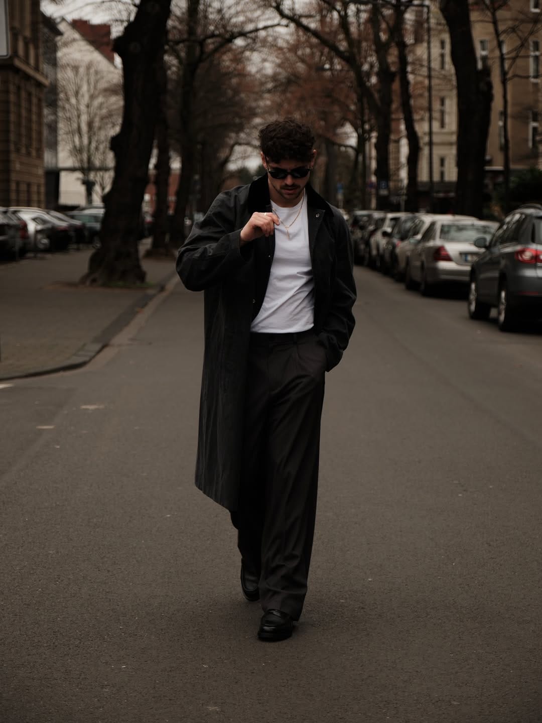 Post 8 by Leon | Fashion | Fitness on Instagram (carousel)