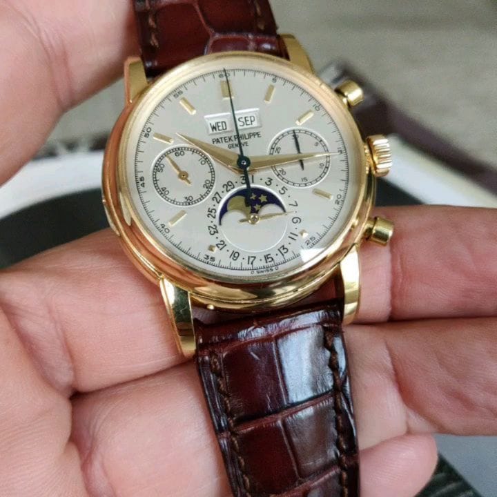 Post 7 by Luxurywatches Munich on Instagram (carousel)