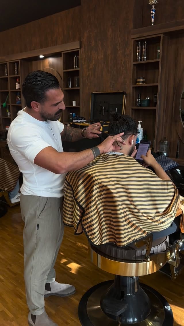 Post 3 by Salvocalcaterrabarberia on Instagram (video)