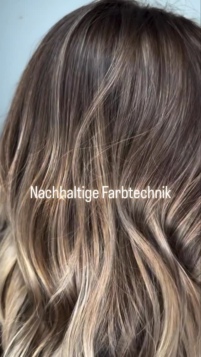 Post 4 by Hanaa Topcu Schön & Sein Aveda Concept Salon und Shop on Instagram (video)