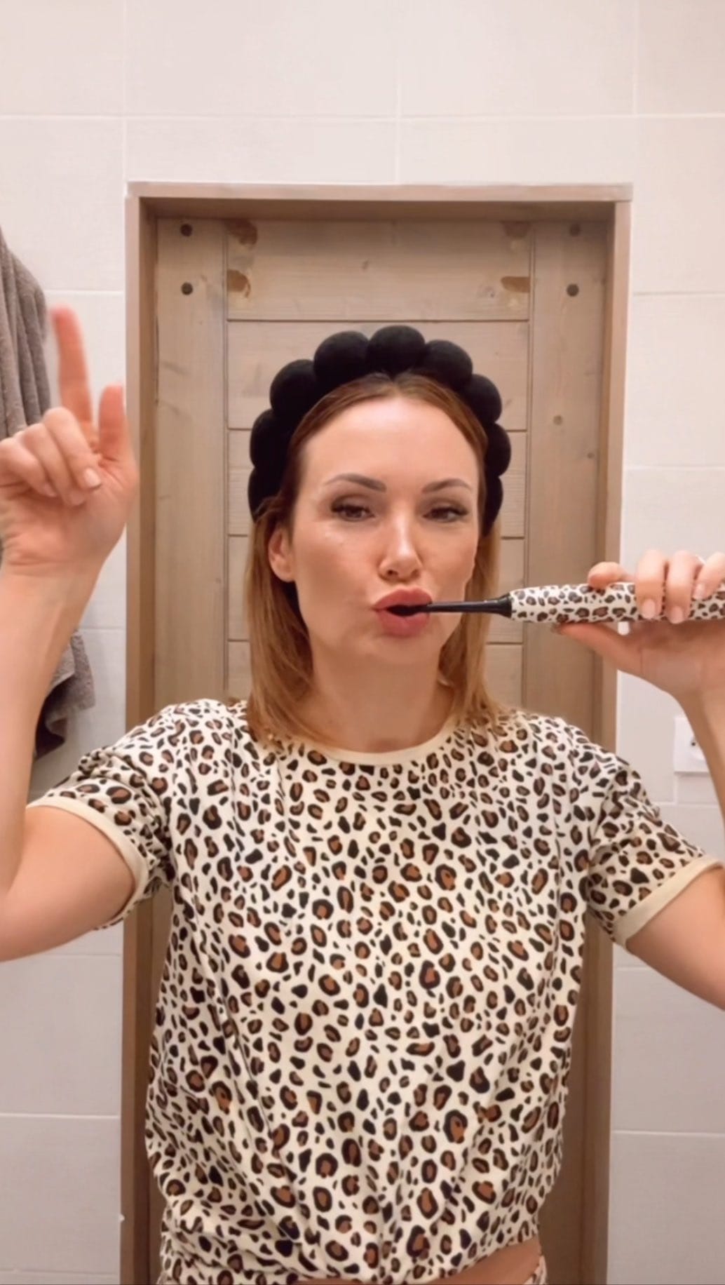 Post 3 by YOU&MILK ® on Instagram (video)