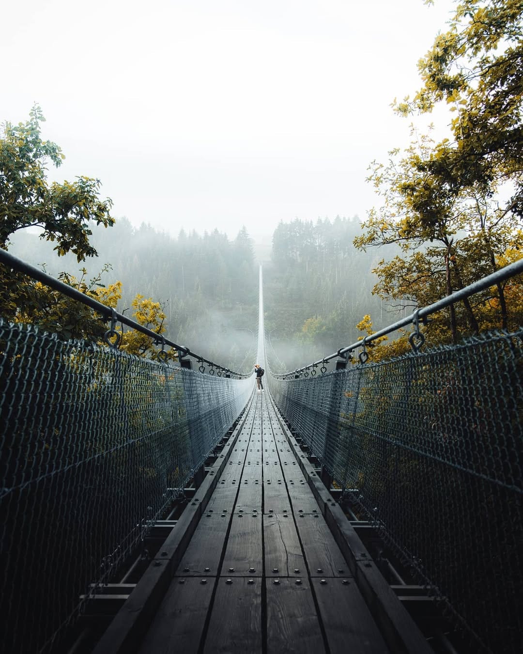 Post 10 by Lukas Schlösser on Instagram (image)