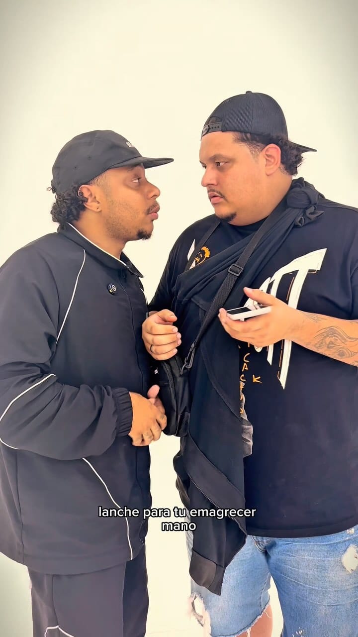 Post 3 by PAÇOCA LANCHES JPA on Instagram (video)