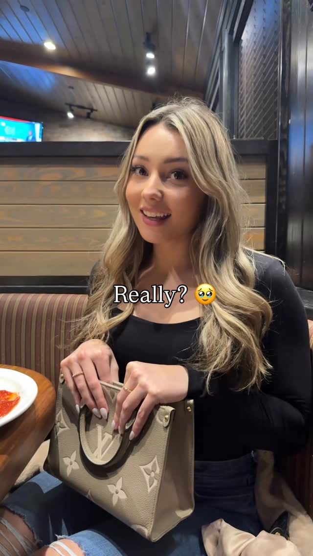 Post 3 by CASS 🦋 on Instagram (video)