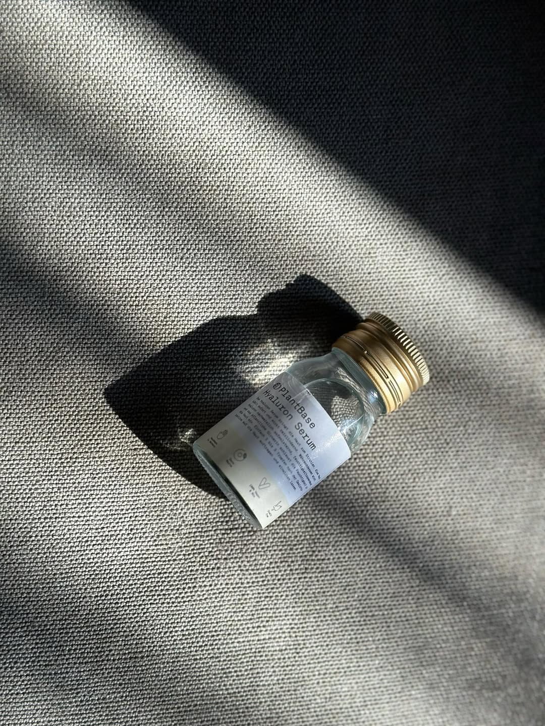 Post 5 by PlantBase on Instagram (image)
