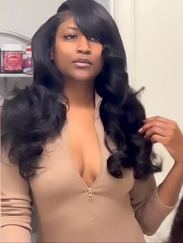 Post 1 by NJ/NYC TRAVELING CELEBRITY HAIRSTYLIST💇🏽‍♀️ on Instagram (video)