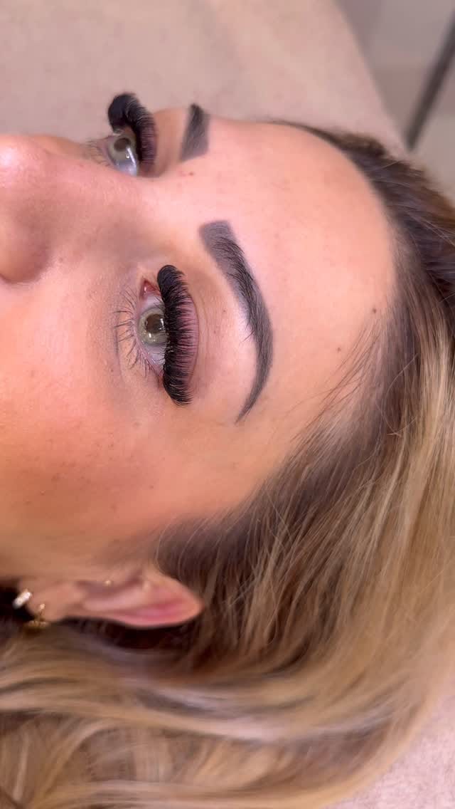 Post 2 by E L I F  C E Y L A N on Instagram (video)