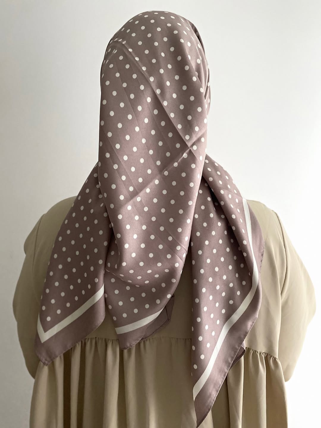 Post 10 by MON HIJAB MODEST COLLECTION on Instagram (image)