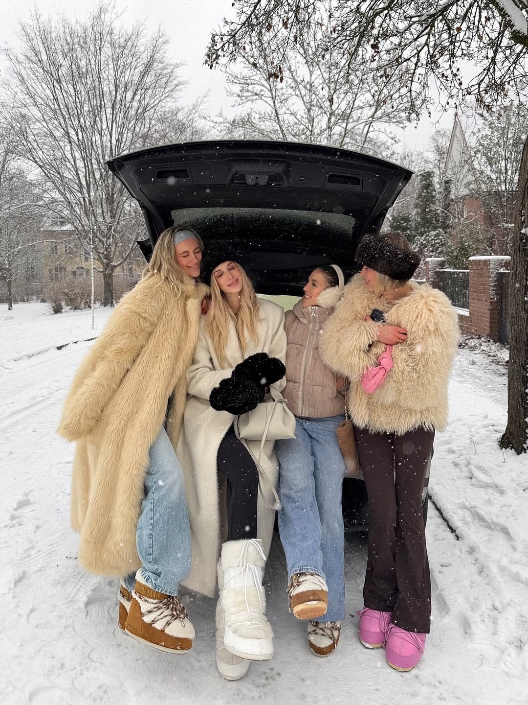 Post 6 by Lea Maleen 🦋 on Instagram (carousel)