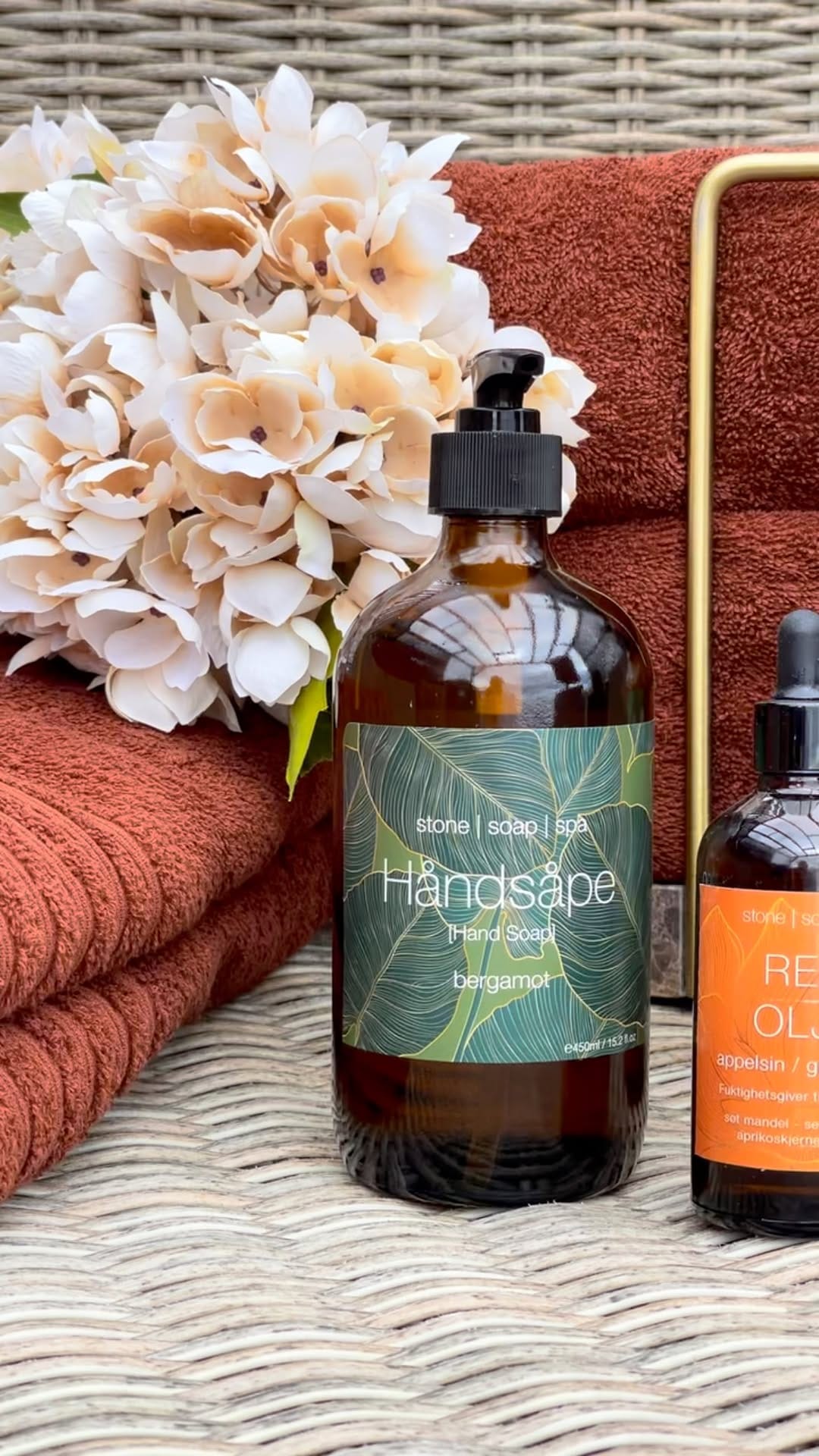 Post 6 by Stone Soap Spa on Instagram (video)