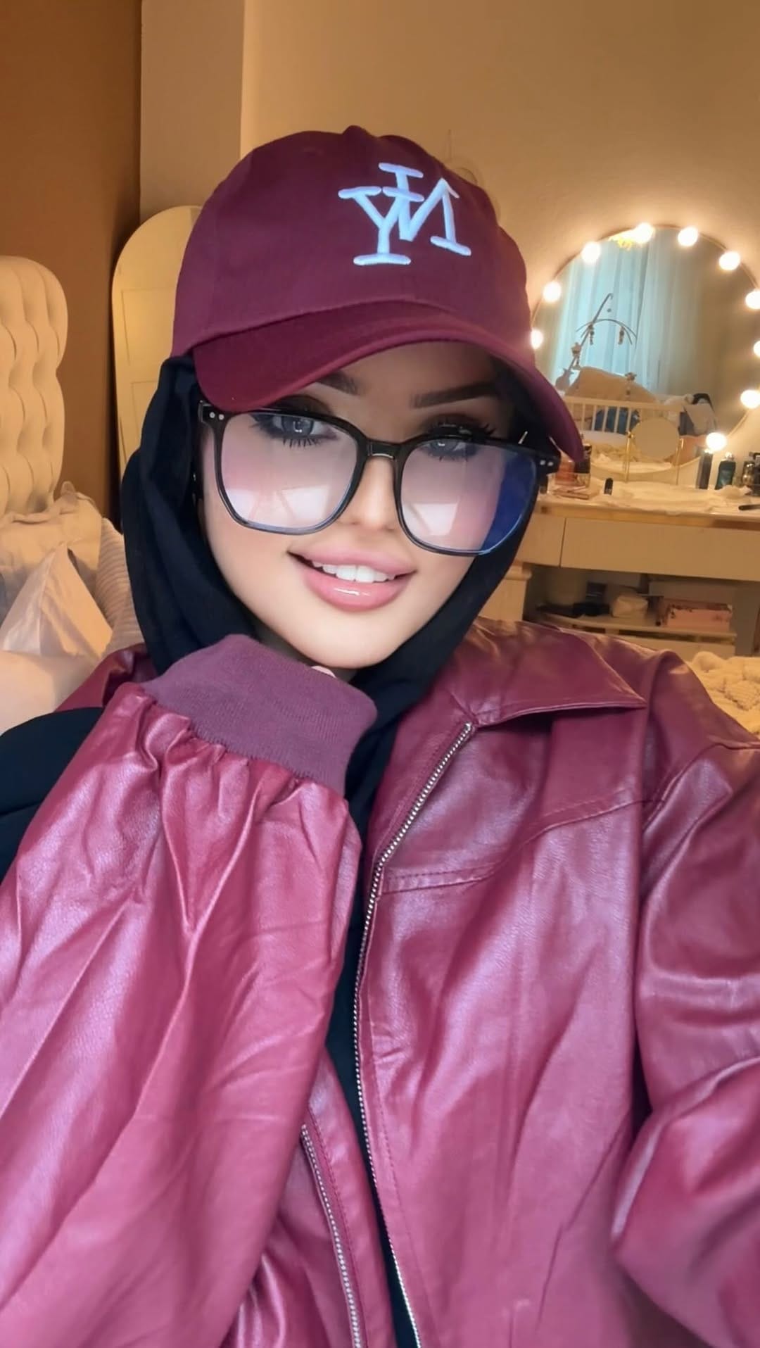 Post 6 by 𝓐𝓶𝓪𝓷𝓲 𝓢𝓱𝔀𝓲𝓼𝓱 on Instagram (video)