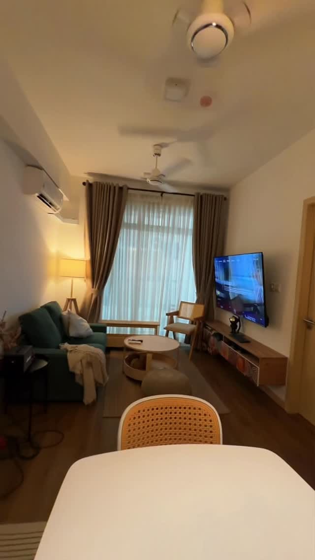 Post 10 by Lykus - IKEA furniture in Maldives on Instagram (video)