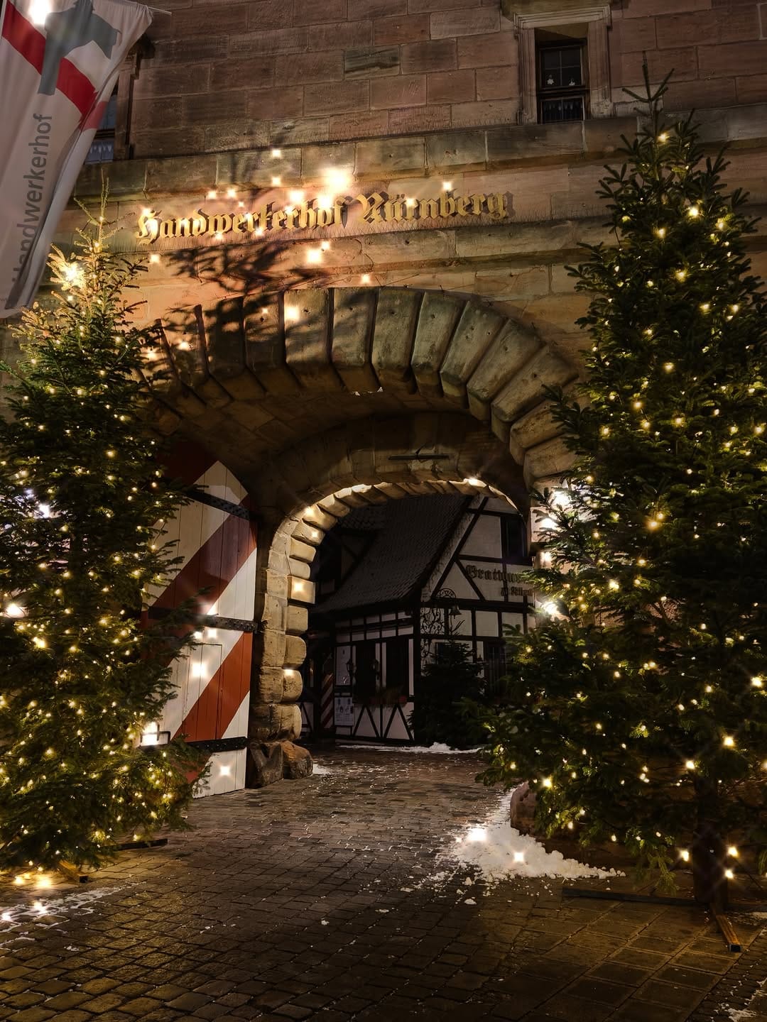Post 3 by BOHDANA FEDORENKO | DIGITAL CREATOR | ELEGANT LIVING IN NÜRNBERG on Instagram (carousel)